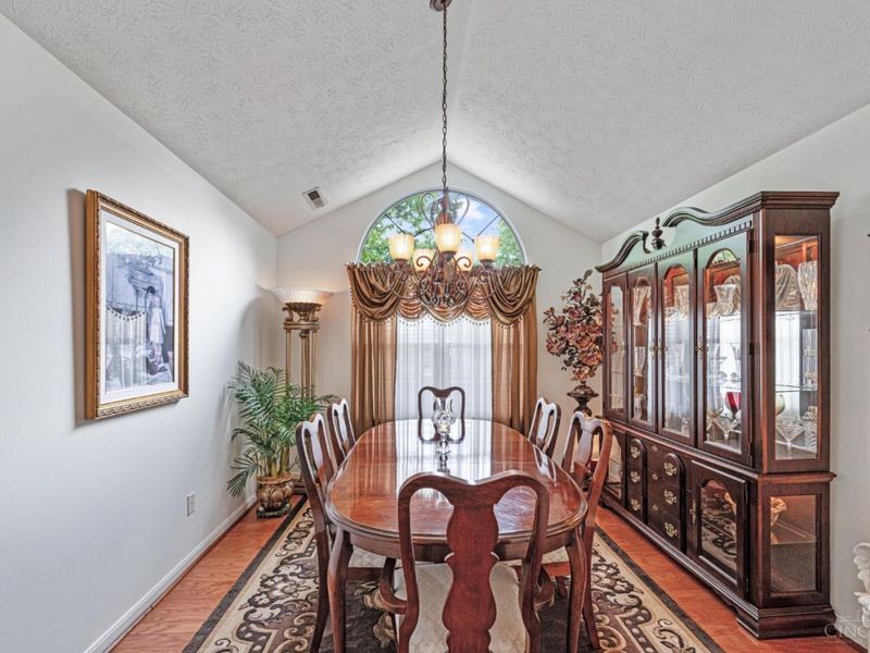 1434 Cotswold Lane, Hamilton, OH 45013 Photo 6