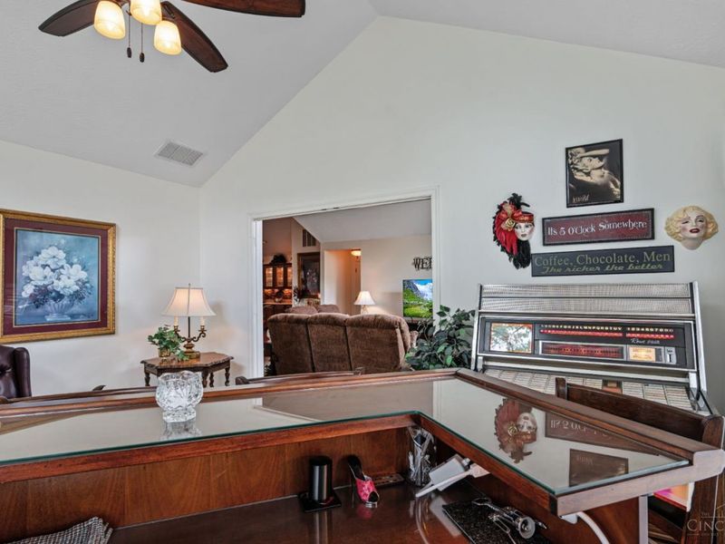 1434 Cotswold Lane, Hamilton, OH 45013 Photo 7
