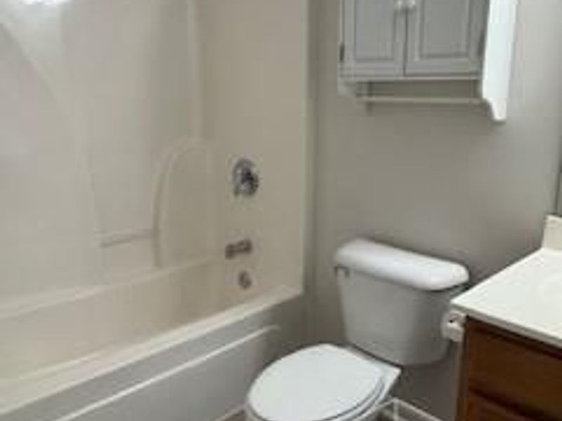 235 Keswick Drive, Monroe, OH 45050 Photo 5