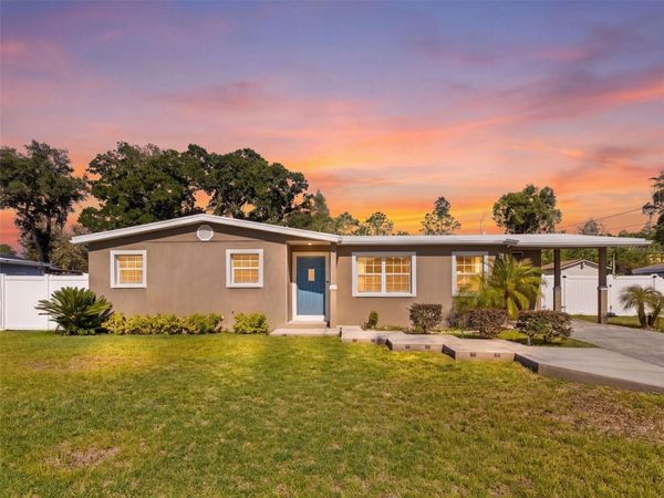 5209 LLOYD STREET , SEFFNER, FL 33584