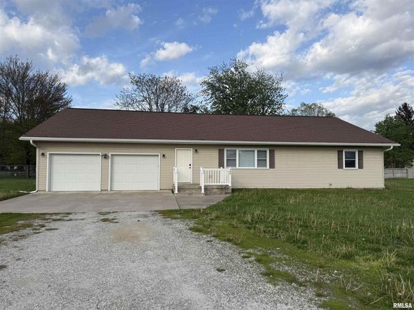 1205 S MAIN Street, Lewistown, IL 61542