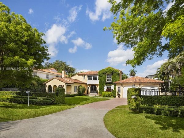 4206 Alhambra Cir , Coral Gables, FL 33146