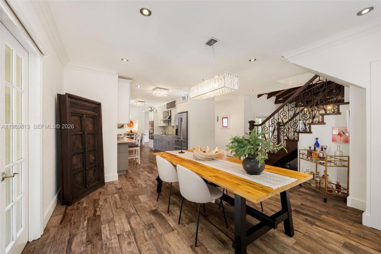 4206 Alhambra Cir, Coral Gables, FL 33146 Photo