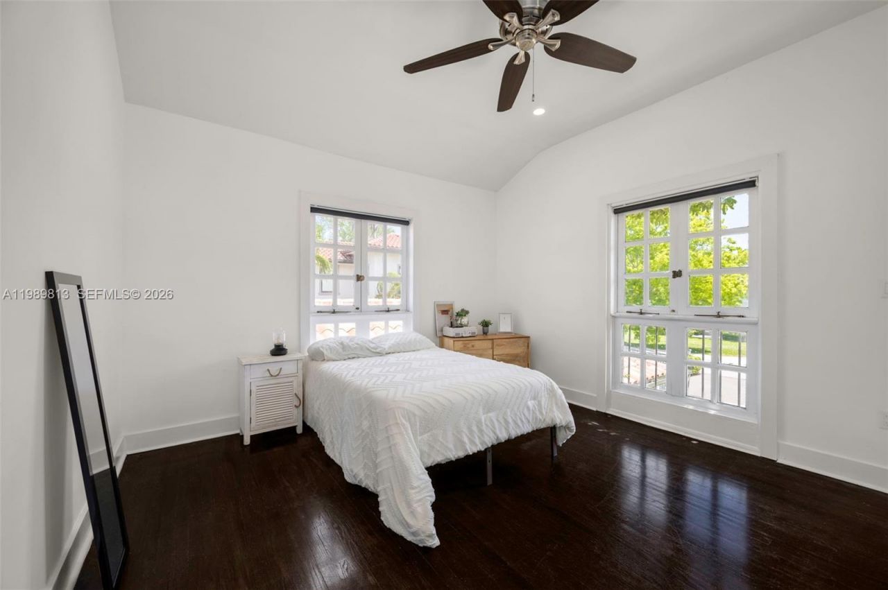 4206 Alhambra Cir, Coral Gables, FL 33146 Photo