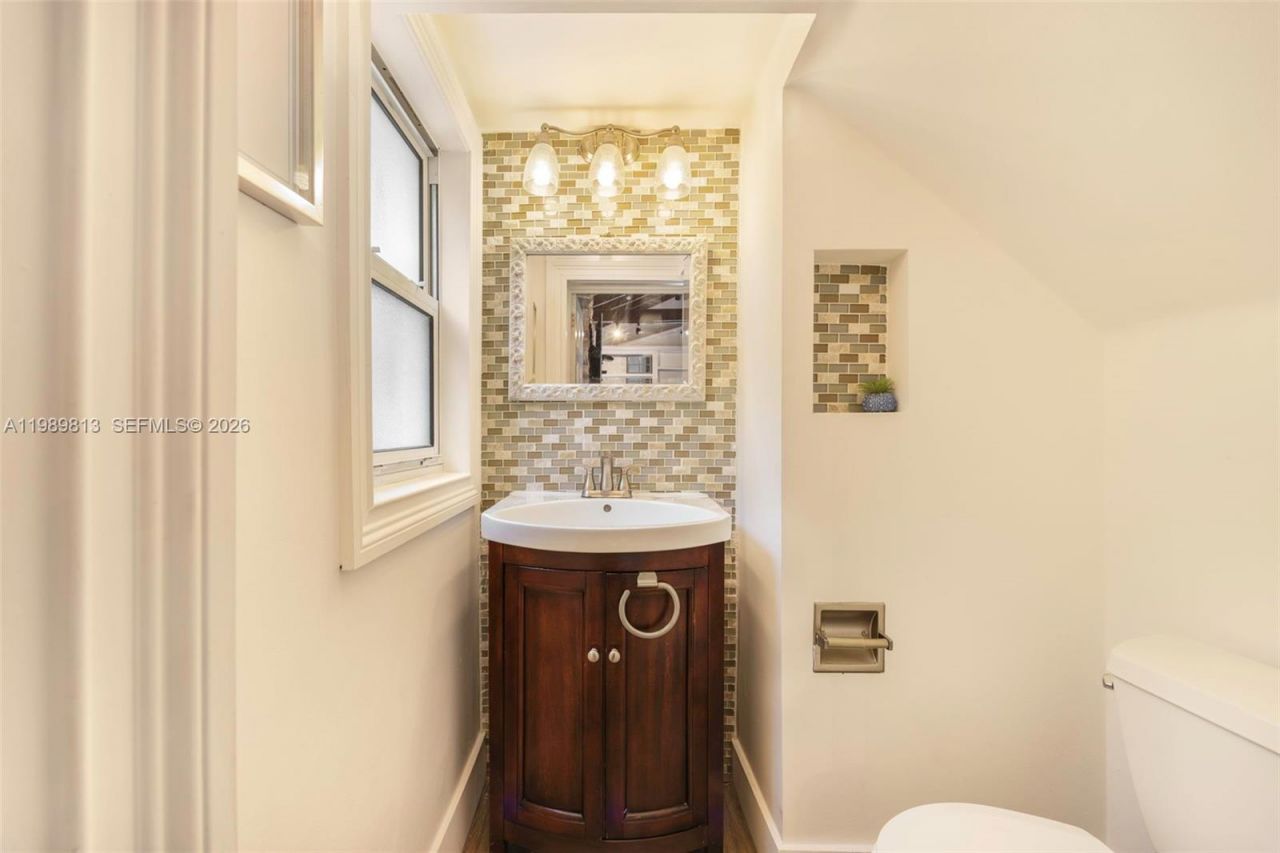 4206 Alhambra Cir, Coral Gables, FL 33146 Photo
