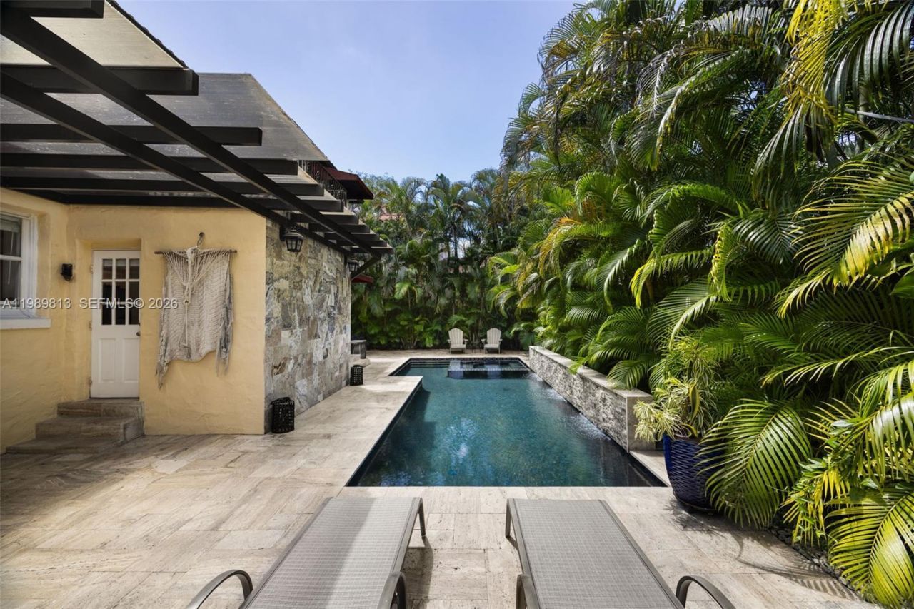4206 Alhambra Cir, Coral Gables, FL 33146 Photo