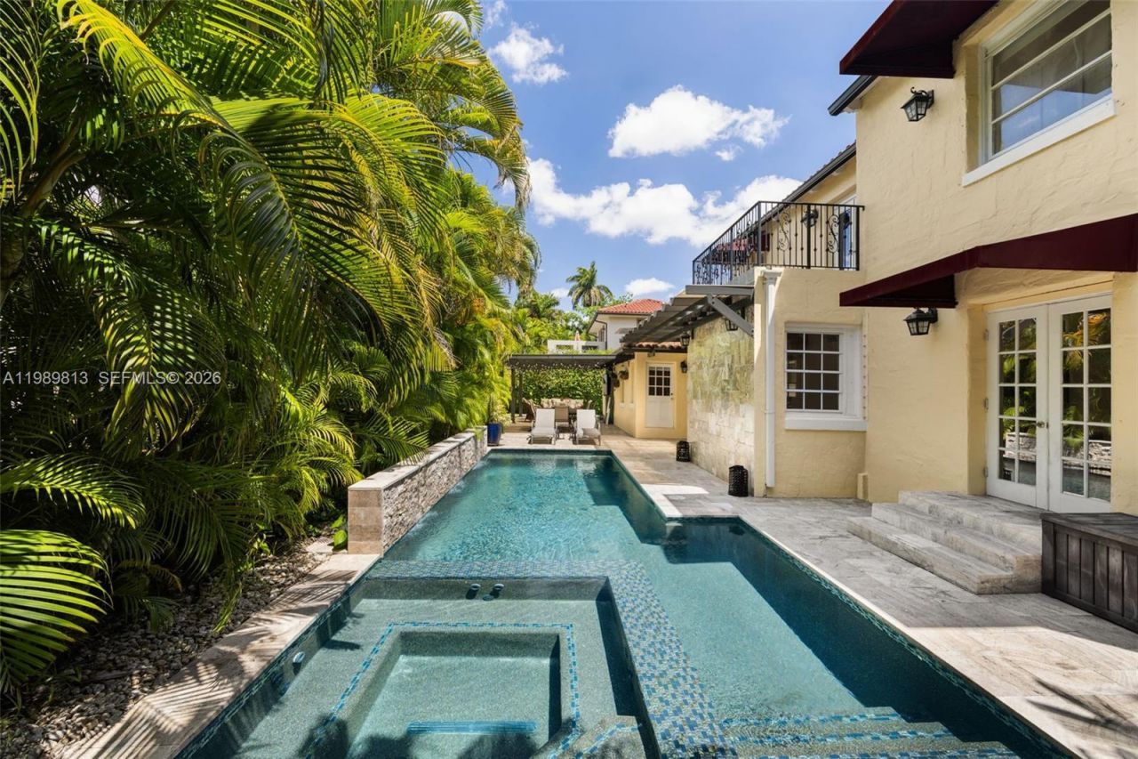 4206 Alhambra Cir, Coral Gables, FL 33146 Photo