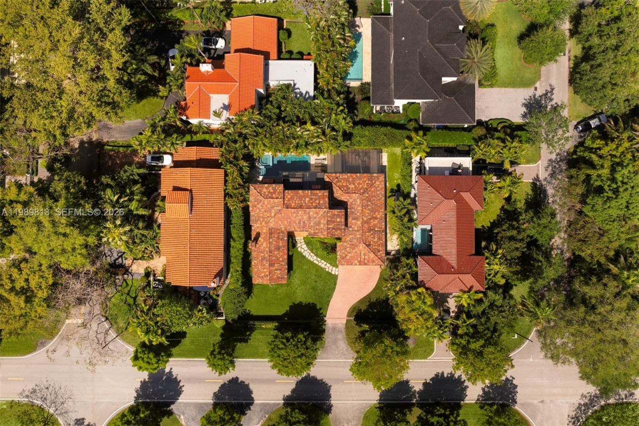 4206 Alhambra Cir, Coral Gables, FL 33146 Photo