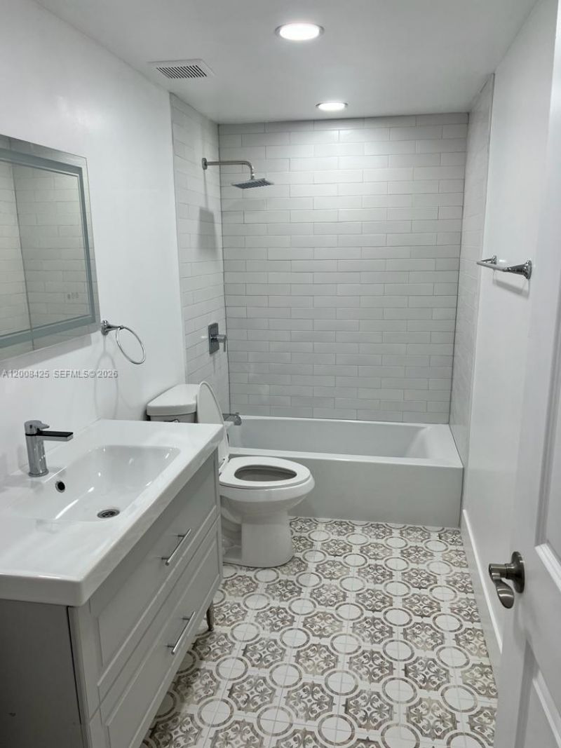 736 Mill Valley Pl , Unit 736, West Palm Beach, FL 33409 Photo