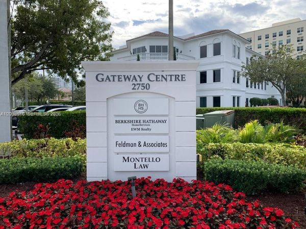 2750 NE 185th St , Unit 302, Aventura, FL 33180