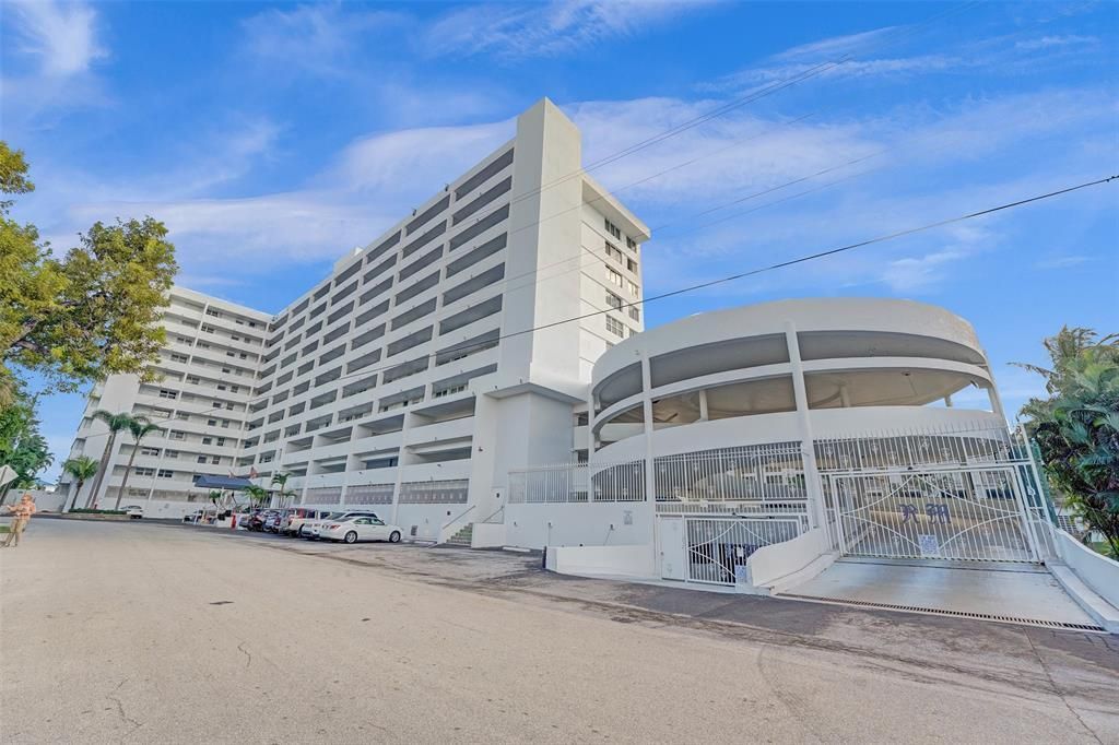 3100 NE 49th Street, Unit 702, Fort Lauderdale, FL 33308 Photo