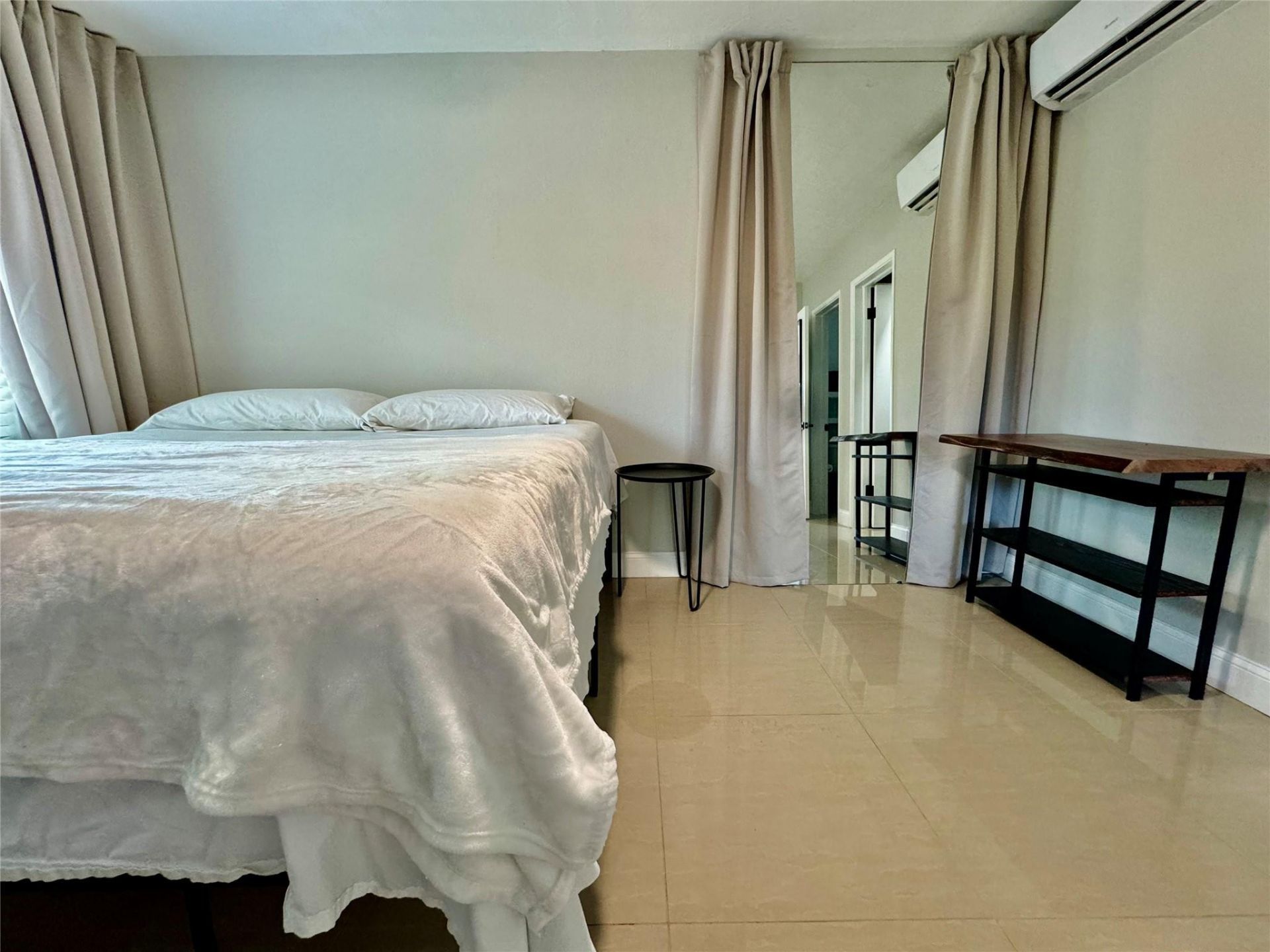 1005 NE 17th Court, Unit B, Fort Lauderdale, FL 33305 Photo