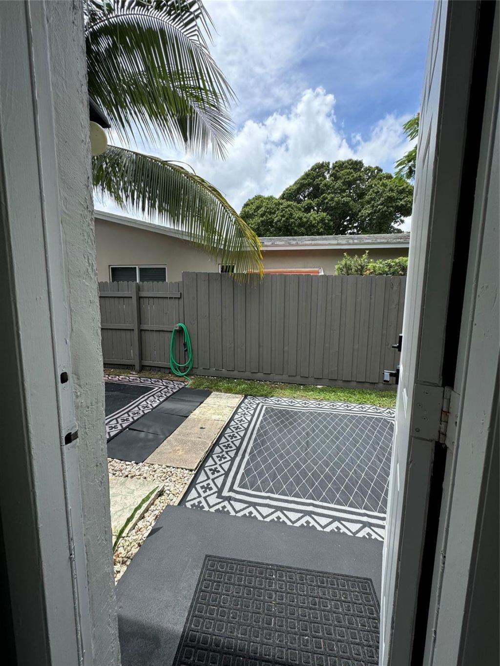 1005 NE 17th Court, Unit B, Fort Lauderdale, FL 33305 Photo