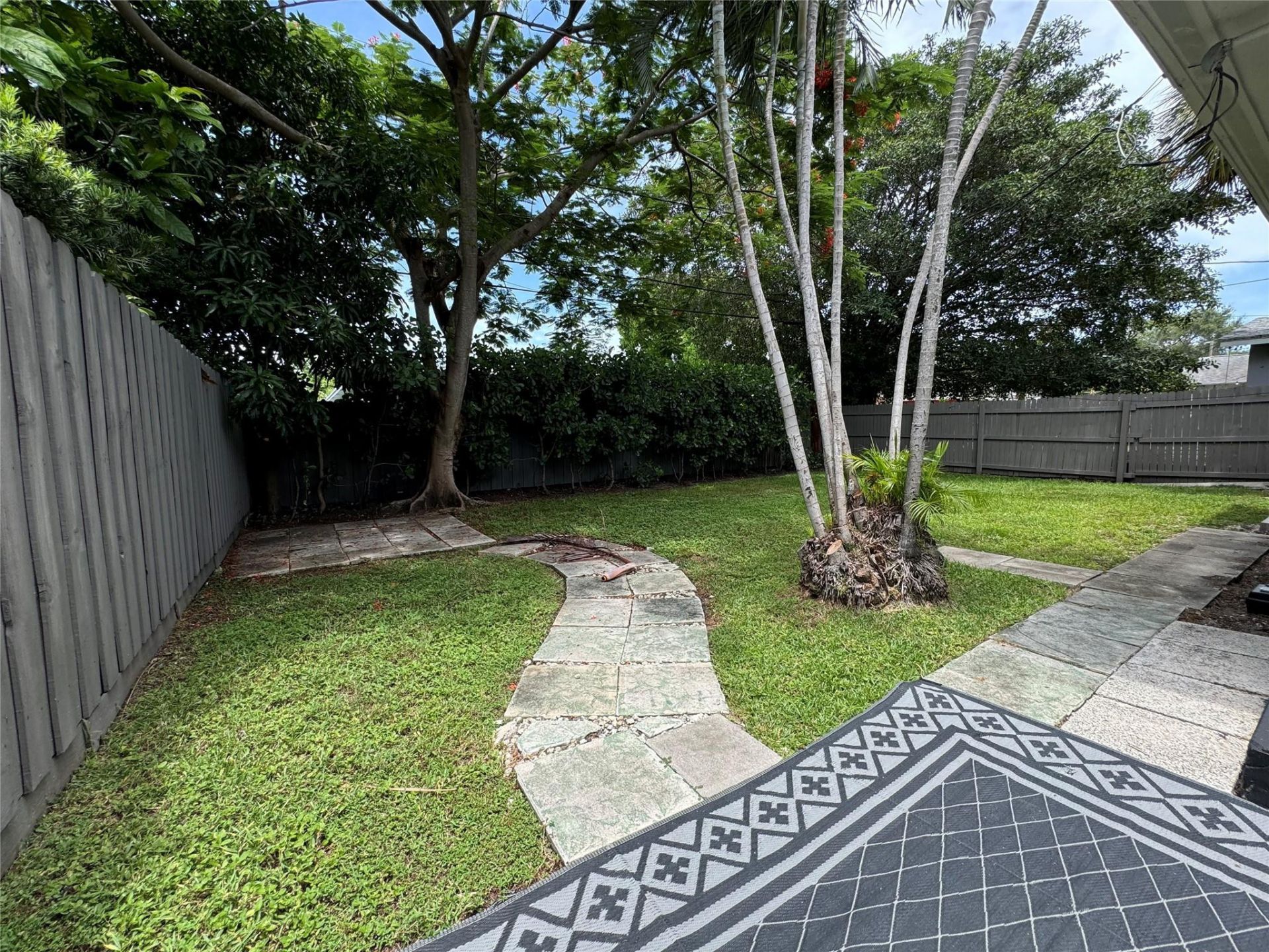 1005 NE 17th Court, Unit B, Fort Lauderdale, FL 33305 Photo