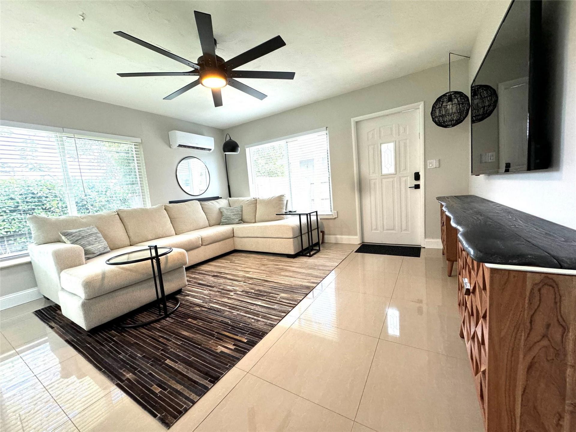 1005 NE 17th Court, Unit B, Fort Lauderdale, FL 33305 Photo