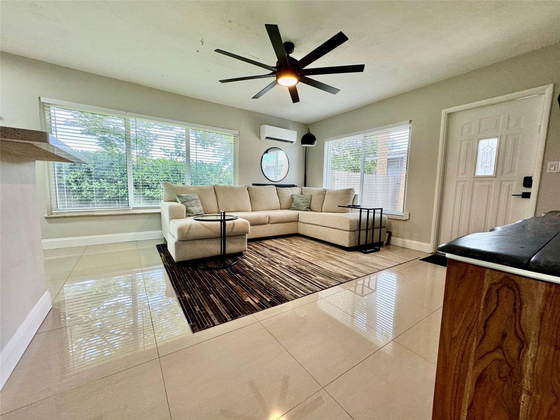 1005 NE 17th Court, Unit B, Fort Lauderdale, FL 33305 Photo