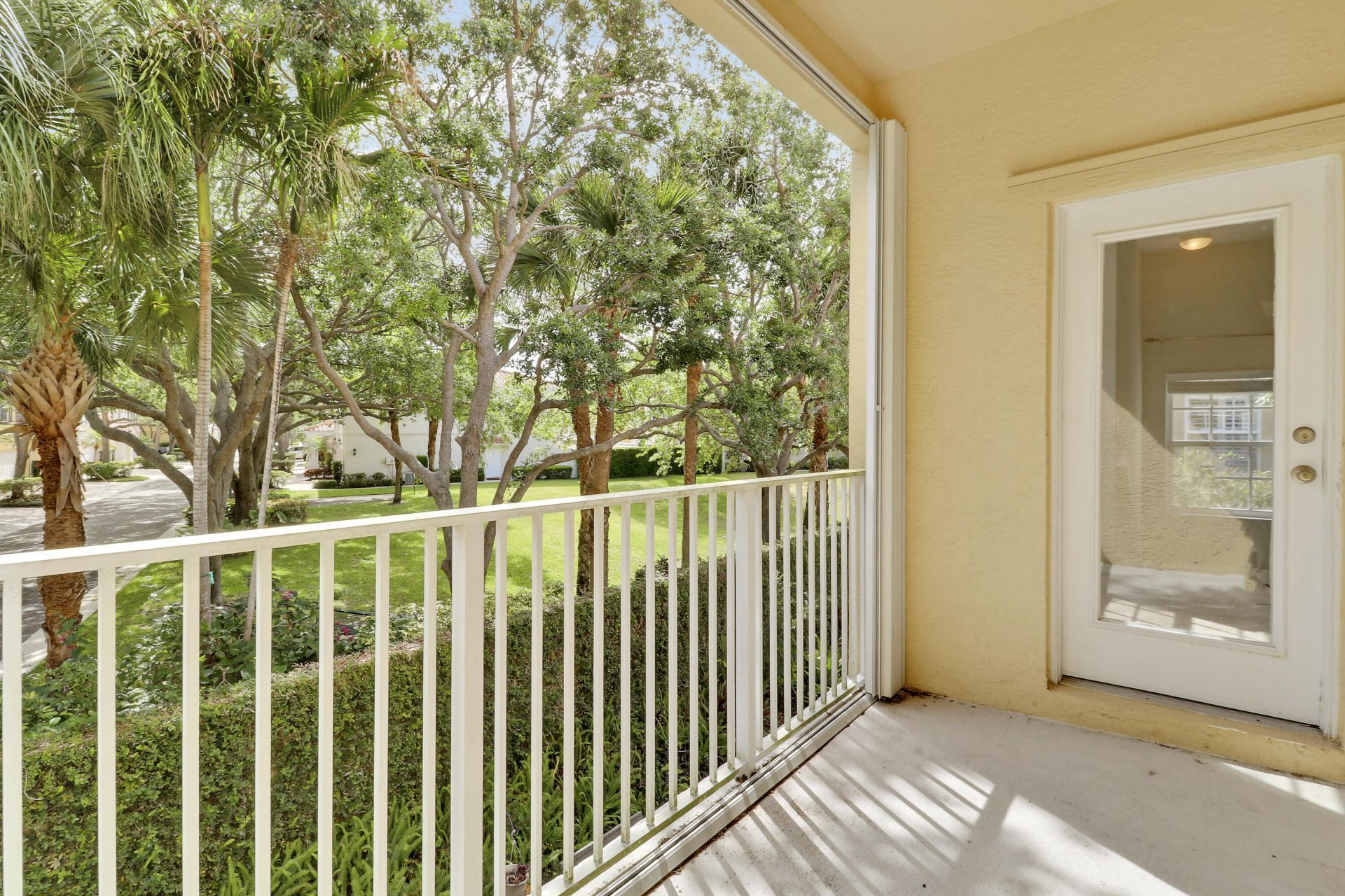 104 Lighthouse Circle, Unit H, Tequesta, FL 33469 Photo