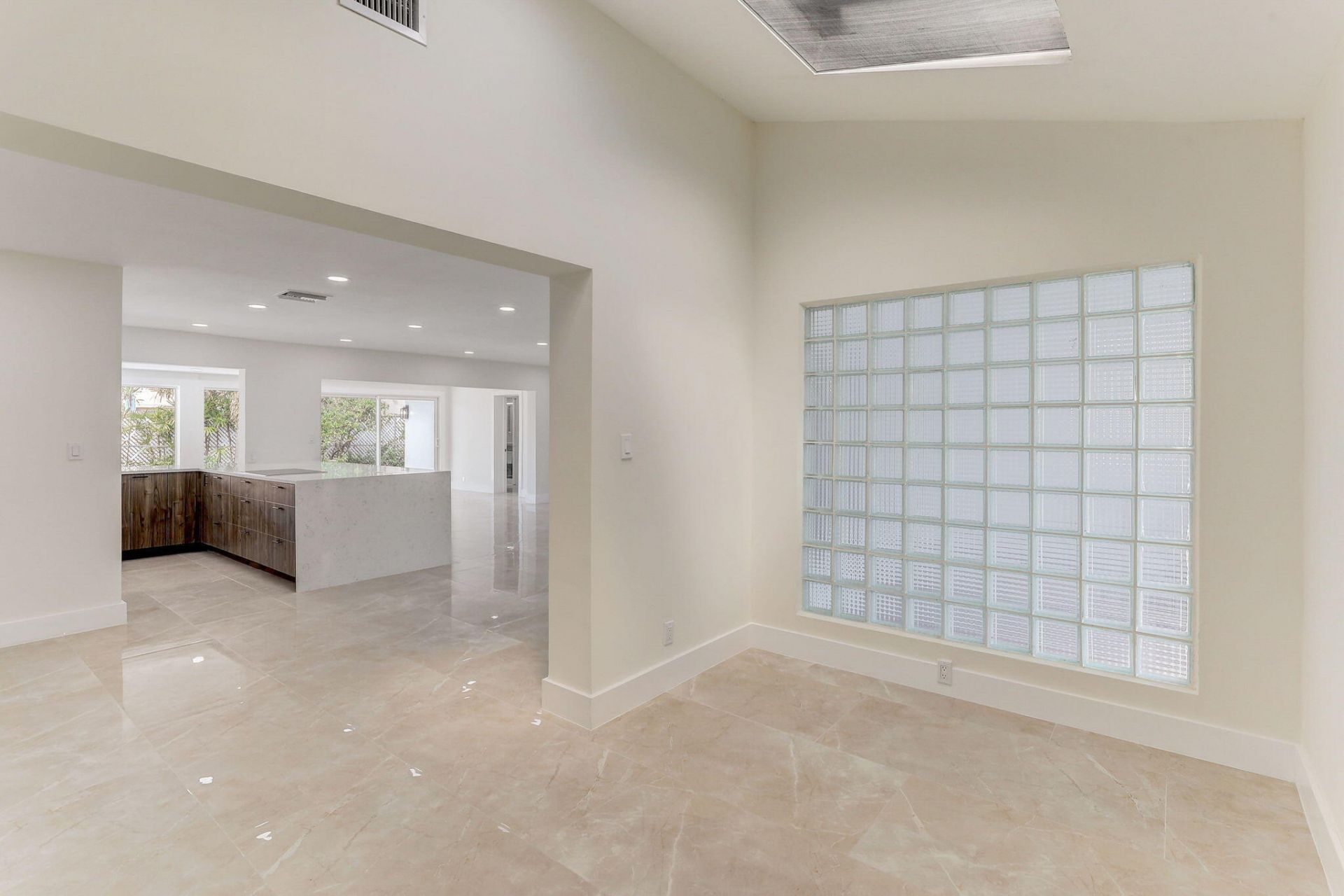 5591 NE 29th Avenue, Fort Lauderdale, FL 33308 Photo