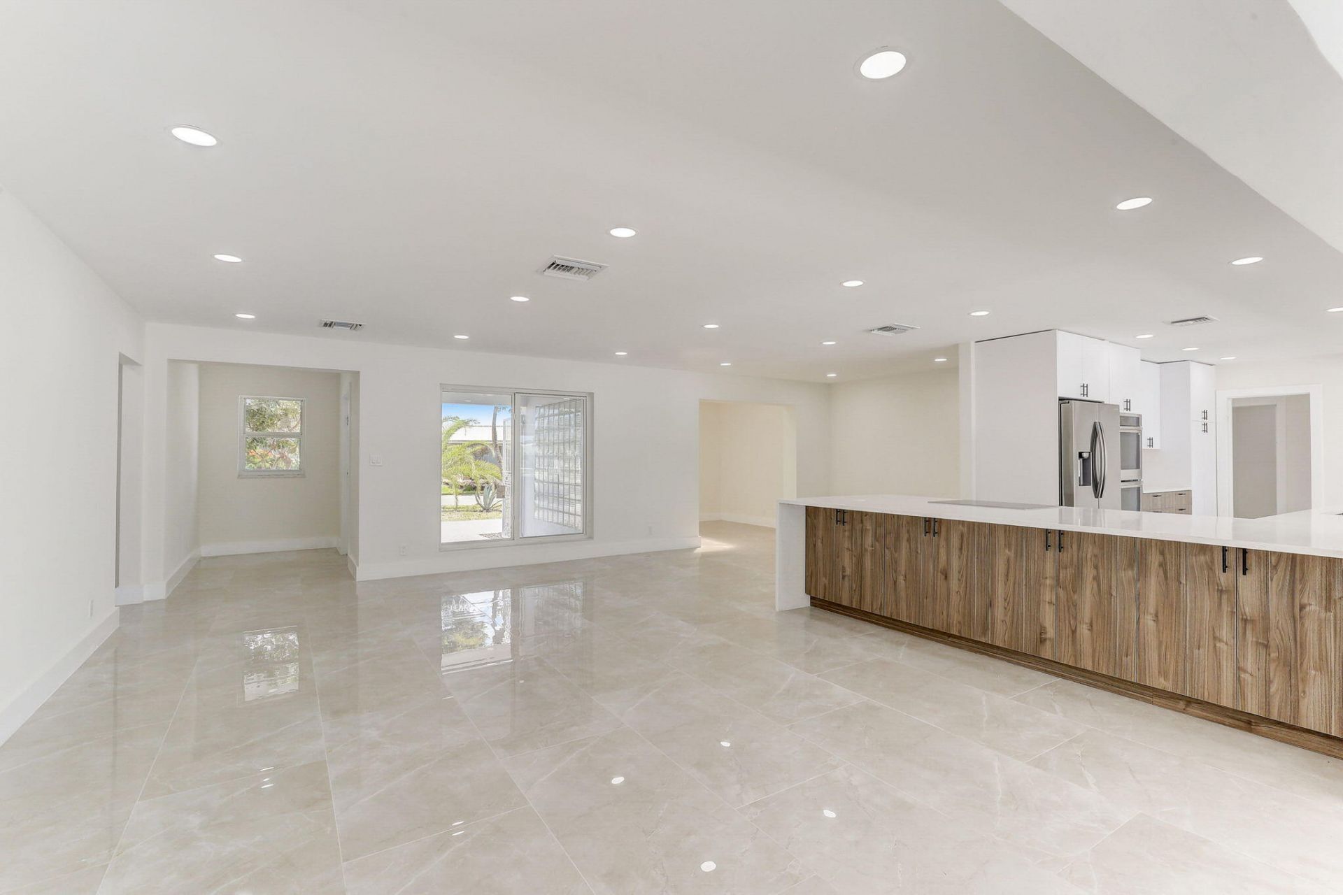 5591 NE 29th Avenue, Fort Lauderdale, FL 33308 Photo
