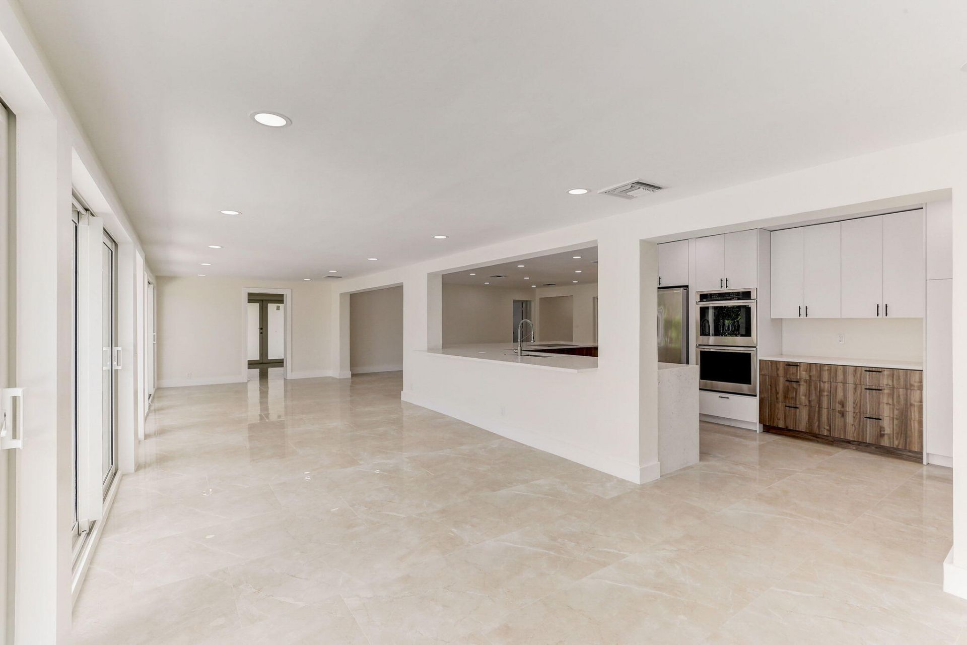 5591 NE 29th Avenue, Fort Lauderdale, FL 33308 Photo