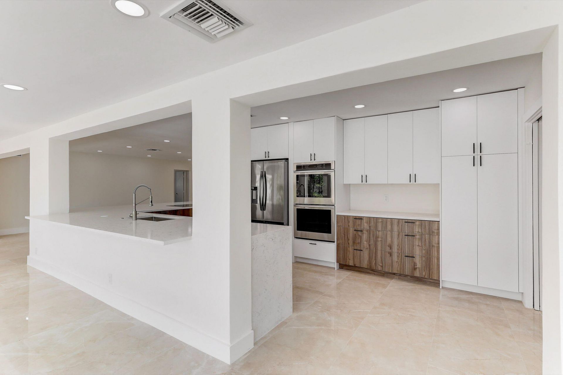 5591 NE 29th Avenue, Fort Lauderdale, FL 33308 Photo