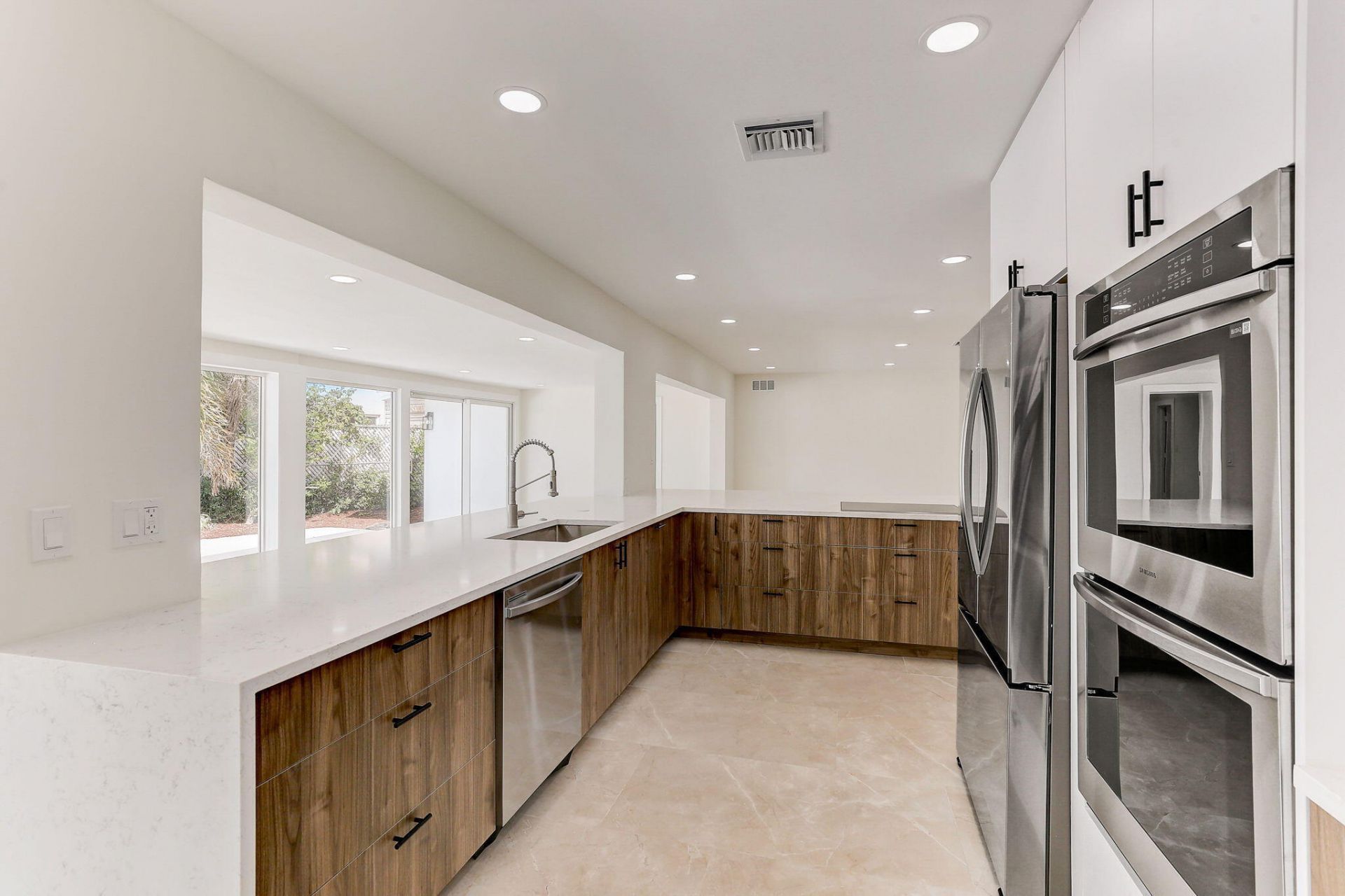 5591 NE 29th Avenue, Fort Lauderdale, FL 33308 Photo