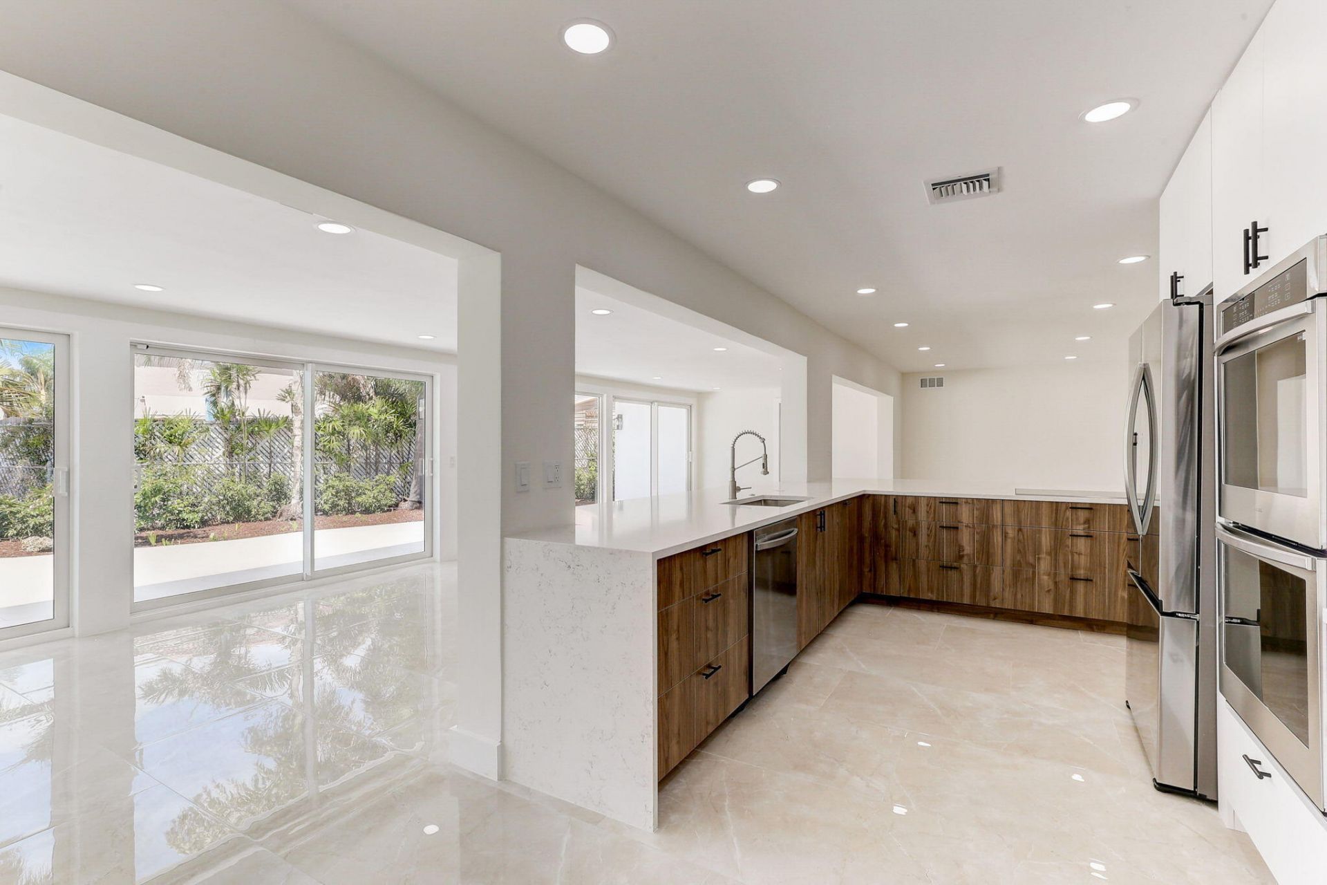 5591 NE 29th Avenue, Fort Lauderdale, FL 33308 Photo