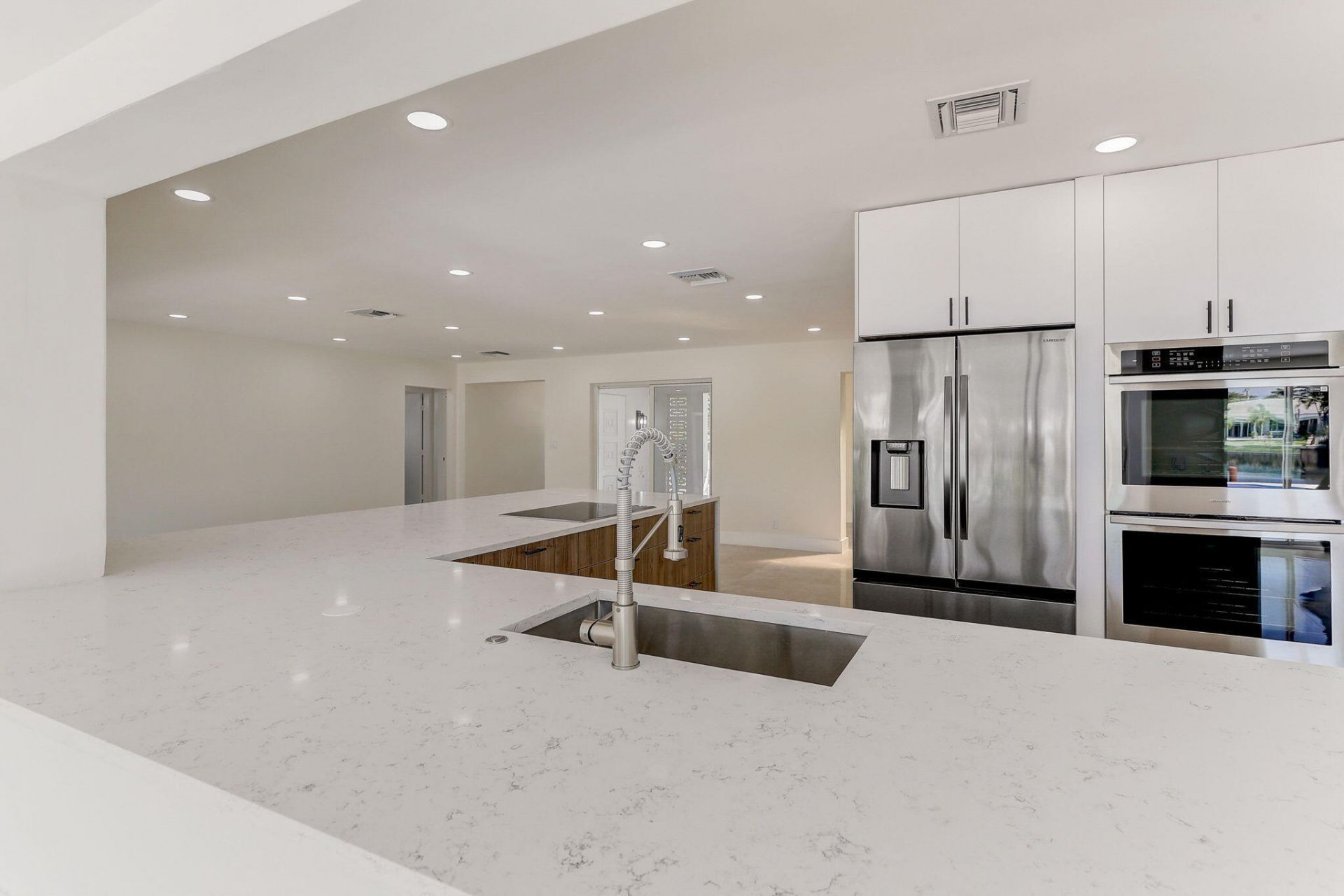 5591 NE 29th Avenue, Fort Lauderdale, FL 33308 Photo