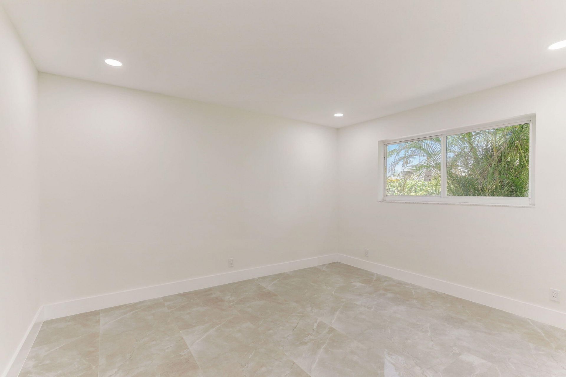 5591 NE 29th Avenue, Fort Lauderdale, FL 33308 Photo