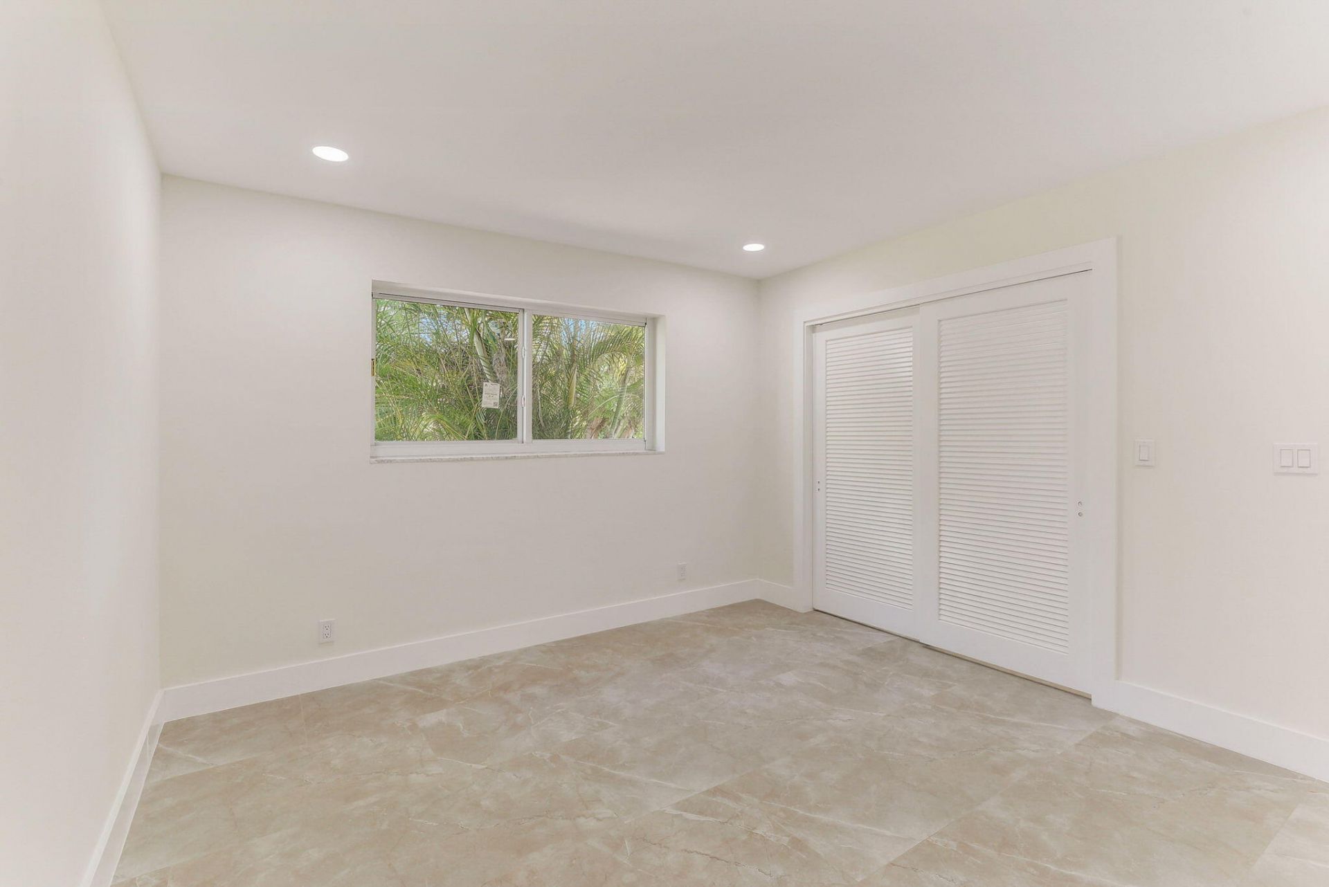 5591 NE 29th Avenue, Fort Lauderdale, FL 33308 Photo
