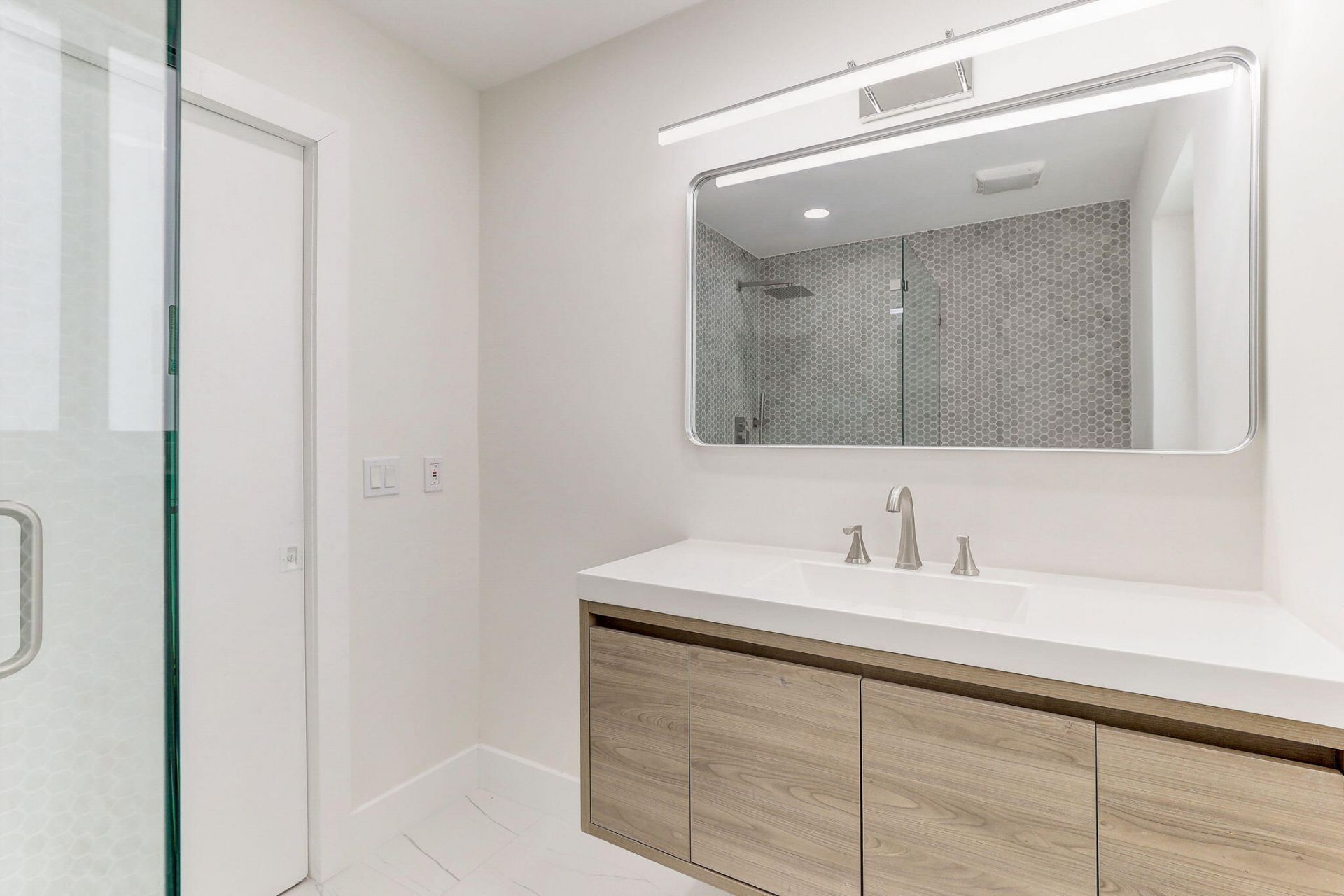 5591 NE 29th Avenue, Fort Lauderdale, FL 33308 Photo