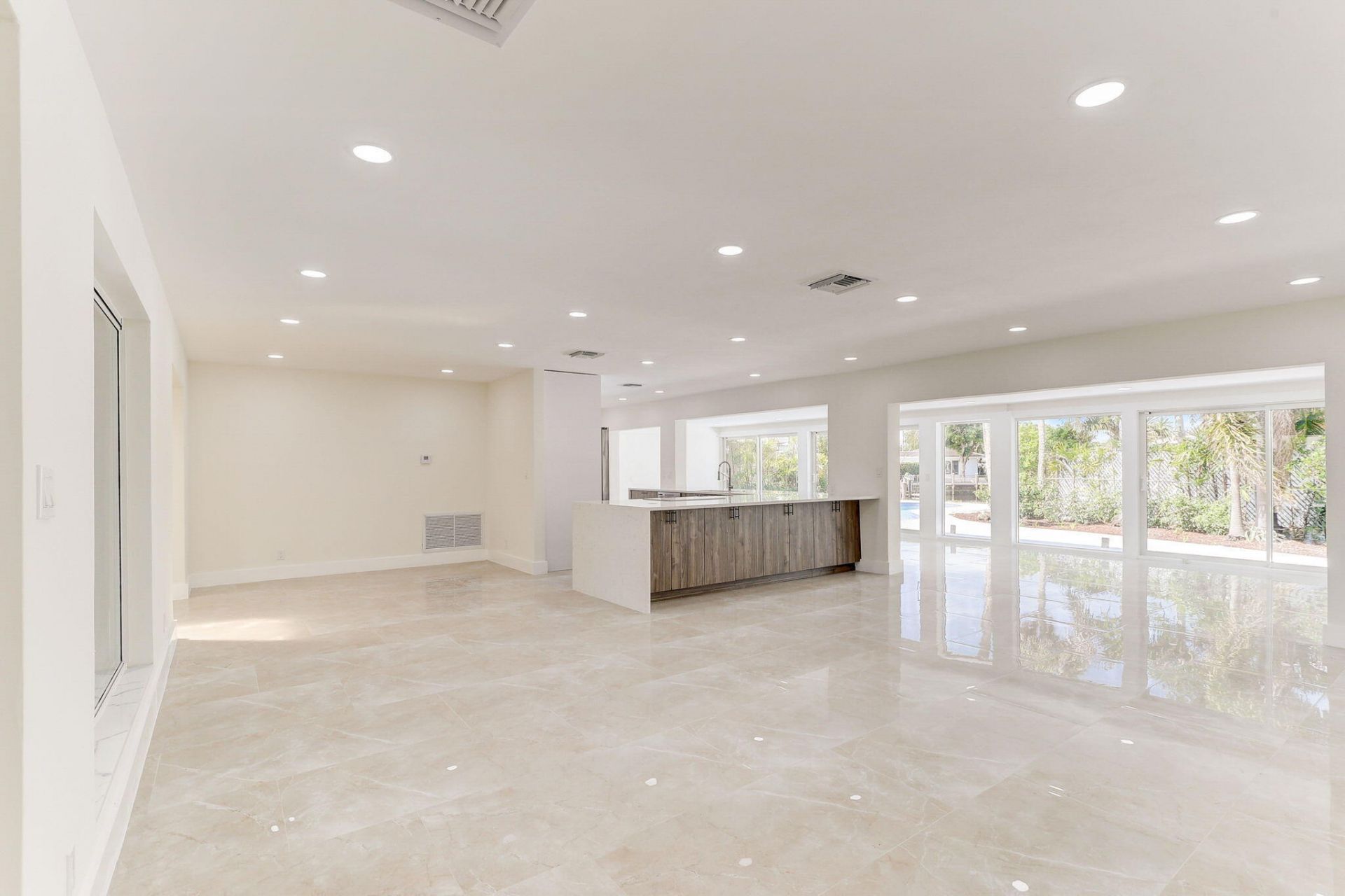 5591 NE 29th Avenue, Fort Lauderdale, FL 33308 Photo