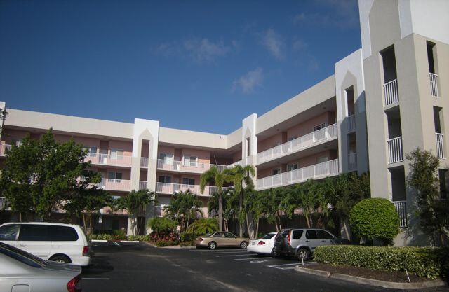 2503 N Nob Hill Road, Unit 101, Sunrise, FL 33322 Photo