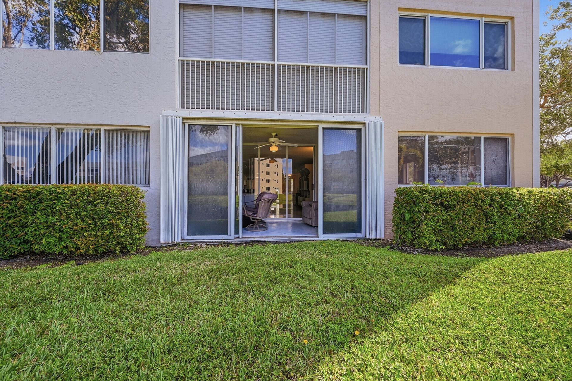 2503 N Nob Hill Road, Unit 101, Sunrise, FL 33322 Photo