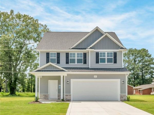 4312 Kirkhill Court, Wade, NC 28395
