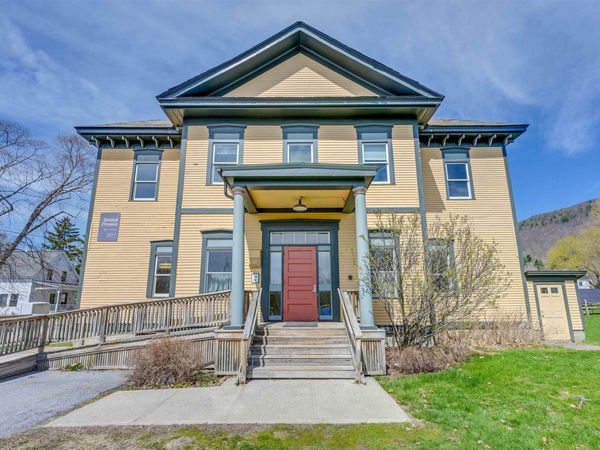 14 School Street, Bristol, VT 05443