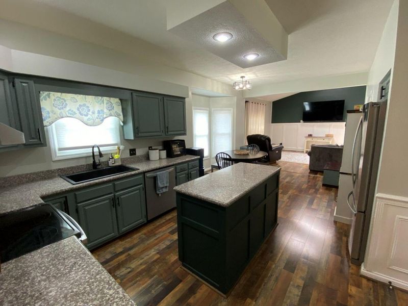 101 Pinecrest Court, Bellefontaine, OH 43311 Photo 4