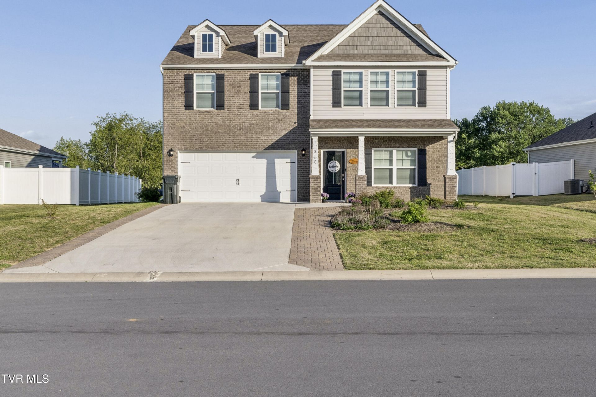 5142 Wildlife Circle, Piney Flats, TN 37686 Main Photo
