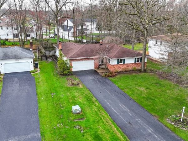 1944 Fix Road , Grand Island, NY 14072