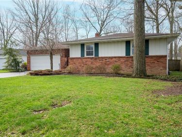 1944 Fix Road, Grand Island, NY 14072