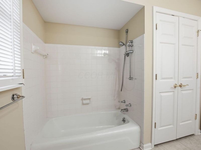 1955 Rosebery Drive, Upper Arlington, OH 43220 Photo 34