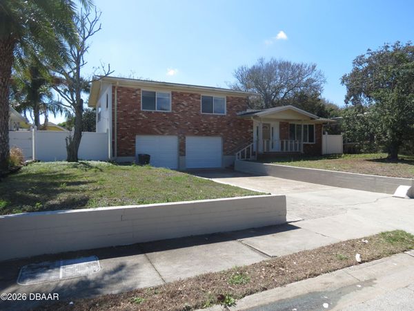 122 Magnolia Drive, Ormond Beach, FL 32176