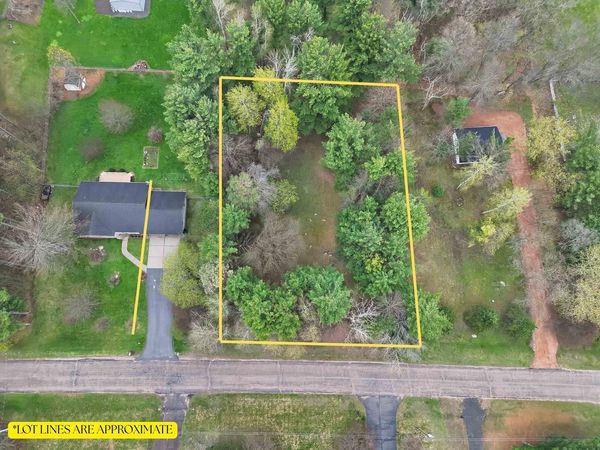 LONE PINE STREET, Stevens Point, WI 54482