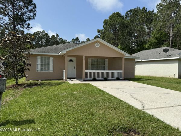 6031 E Newton Street, Bay Saint Louis, MS 39520