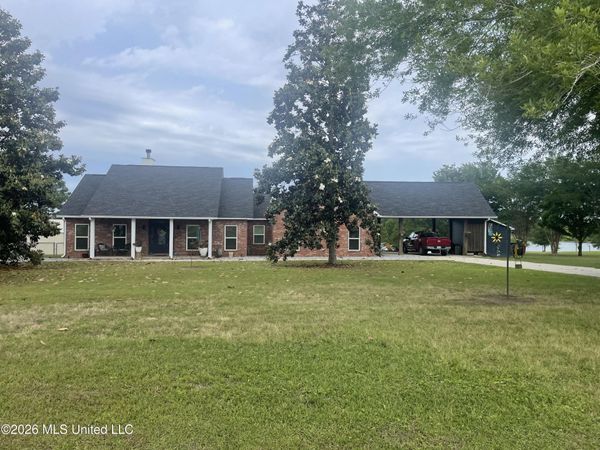 11232 Jason Drive, Pass Christian, MS 39571
