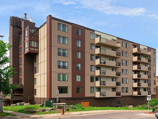 2800 W 44th Street, Unit 603, Minneapolis, MN 55410