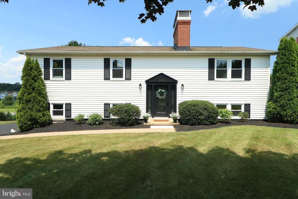 1432 Willowbrook Drive , Boalsburg, PA 16827 Main Photo