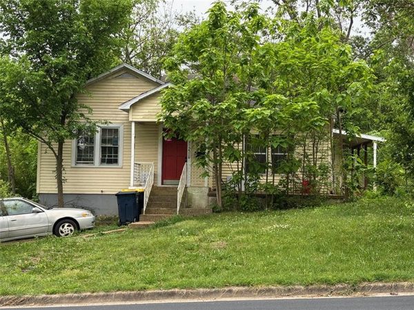 416 W South Avenue , Harrison, AR 72601