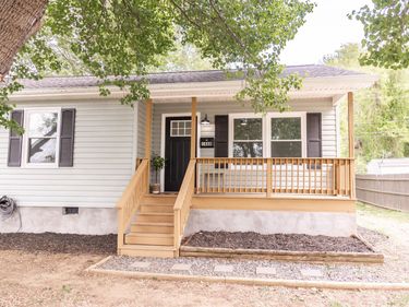 1448 Oak Ave , Buena Vista, VA 24416