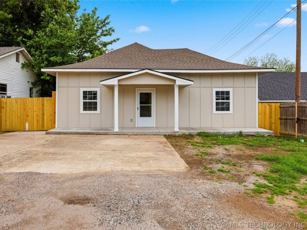 921 N Highland , Ada, OK 74820